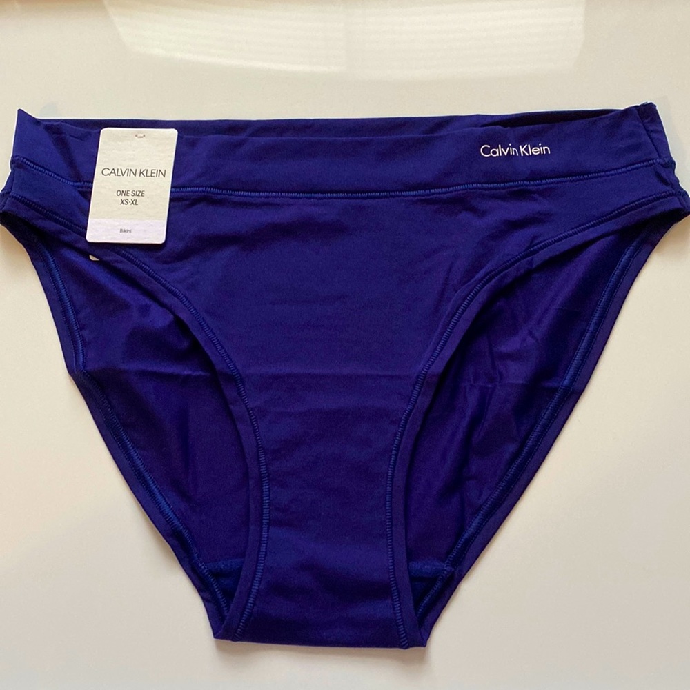 Women’s one size bikini